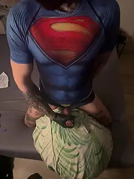 LuggiJack online show from 12-23-24, 01:13