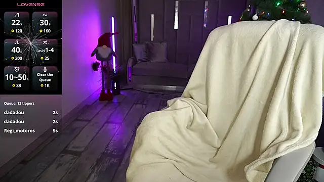 MirandaWong online show from 01-01-25, 12:33