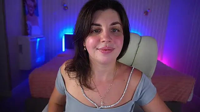 MirandaWong online show from 09-13-25, 07:24