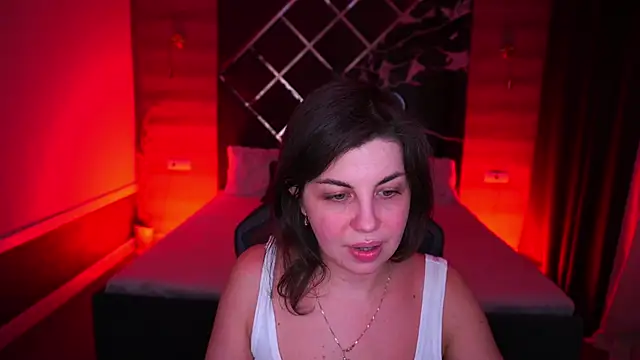 MirandaWong online show from 09-21-25, 07:15