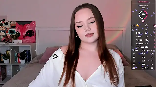 LittleKiitten online show from 04-04-26, 02:47