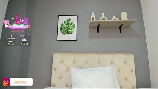 Snapshot of Soe_Lara chatting on 10-12-25, 11:20 Soe Lara online show from 10-12-25, 11:20