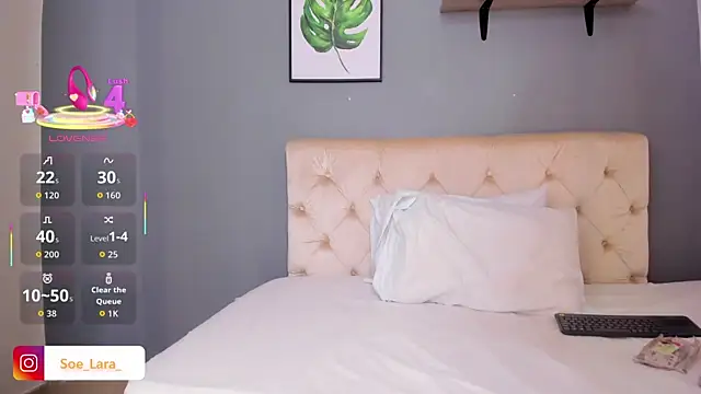 Snapshot of Soe_Lara chatting on 10-29-25, 11:34 Soe Lara online show from 10-29-25, 11:34