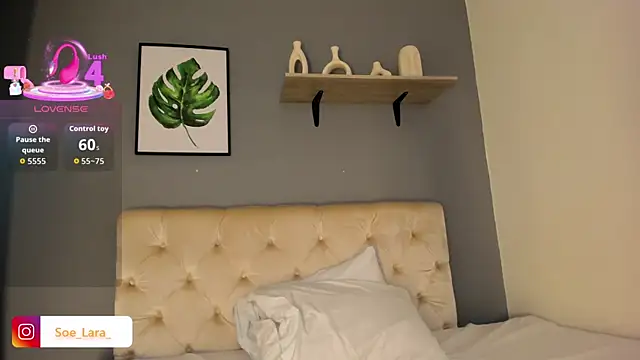 Snapshot of Soe_Lara chatting on 11-21-25, 11:42 Soe Lara online show from 11-21-25, 11:42