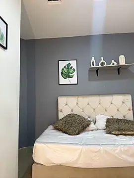 Snapshot of Soe_Lara chatting on 12-04-25, 11:19 Soe Lara online show from 12-04-25, 11:19