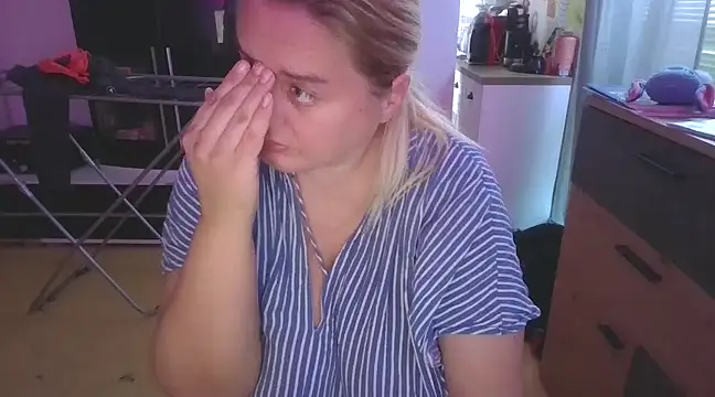 Meliss Official9 online show from 03-09-25, 07:01