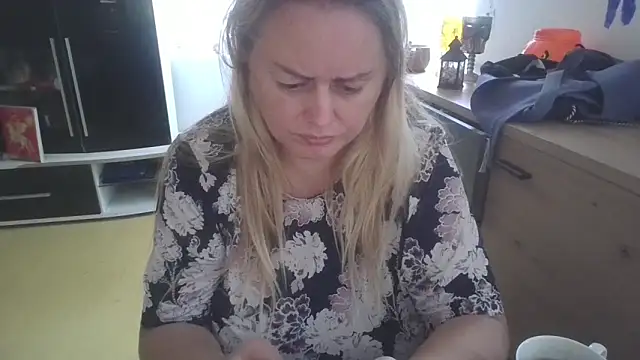 Meliss Official9 online show from 09-27-25, 07:02