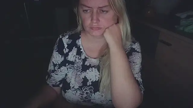 Meliss Official9 online show from 09-28-25, 07:41