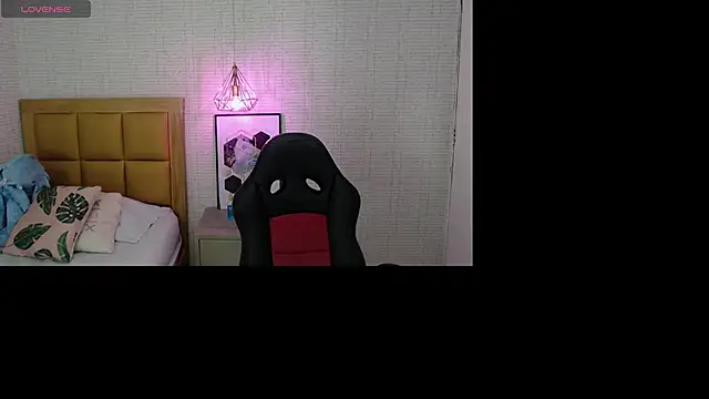 MAGNOLEROY online show from 02-07-25, 07:49