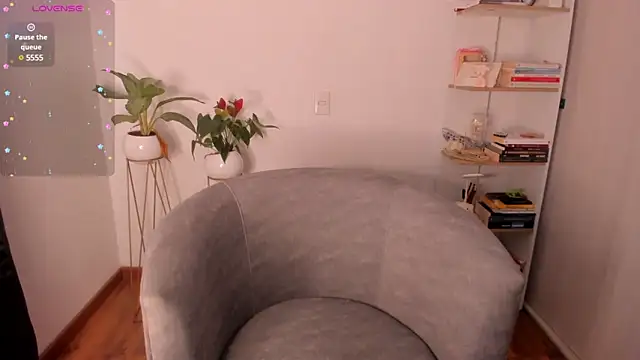 danna davis18 online show from 12-17-24, 05:15