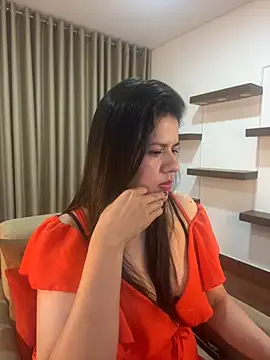 Alice Biel online show from 01-18-25, 01:08