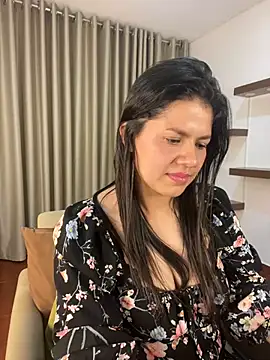 Alice Biel online show from 02-01-25, 12:29