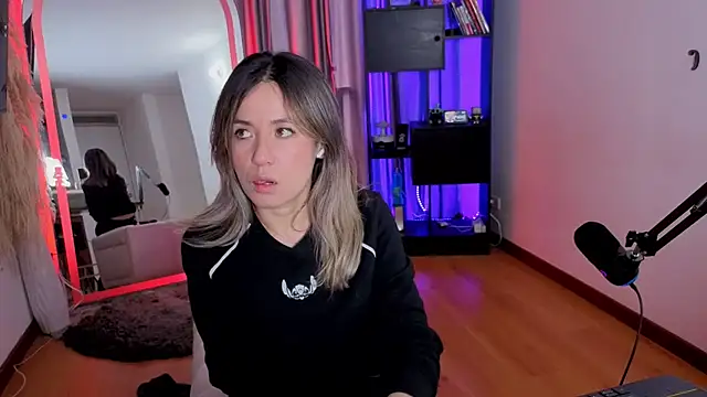 sexfire lalita online show from 04-04-26, 09:23