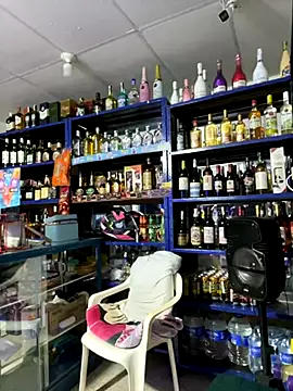 Snapshot of Hot_beauty__ chatting on 10-05-25, 04:55 Hot beauty   online show from 10-05-25, 04:55