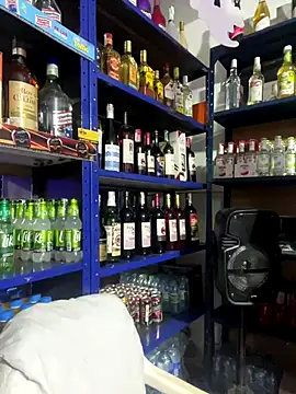 Snapshot of Hot_beauty__ chatting on 10-09-25, 03:48 Hot beauty   online show from 10-09-25, 03:48