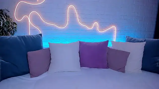 rossy babe  online show from 10-14-25, 12:11