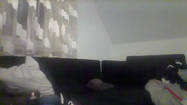 Snapshot of NewyorkDimi chatting on 12-27-24, 03:42 NewyorkDimi online show from 12-27-24, 03:42