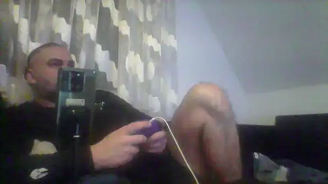 Snapshot of NewyorkDimi chatting on 01-03-25, 04:22 NewyorkDimi online show from 01-03-25, 04:22