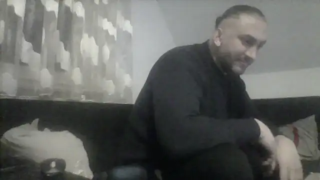 Snapshot of NewyorkDimi chatting on 01-29-25, 11:35 NewyorkDimi online show from 01-29-25, 11:35