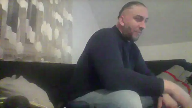 Snapshot of NewyorkDimi chatting on 02-02-25, 03:43 NewyorkDimi online show from 02-02-25, 03:43