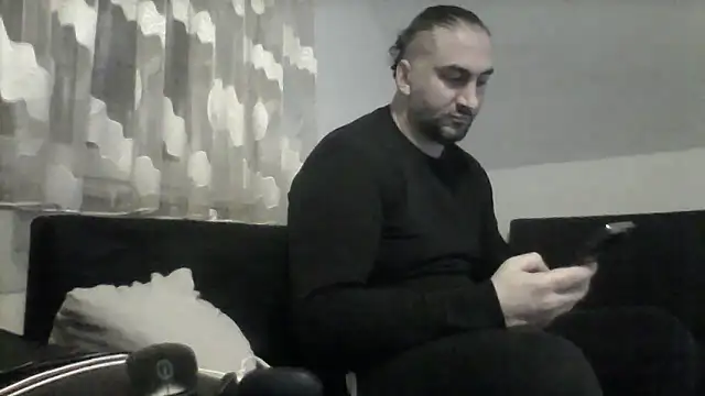 Snapshot of NewyorkDimi chatting on 03-15-25, 03:40 NewyorkDimi online show from 03-15-25, 03:40