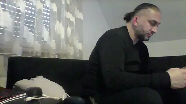 Snapshot of NewyorkDimi chatting on 03-15-25, 06:47 NewyorkDimi online show from 03-15-25, 06:47