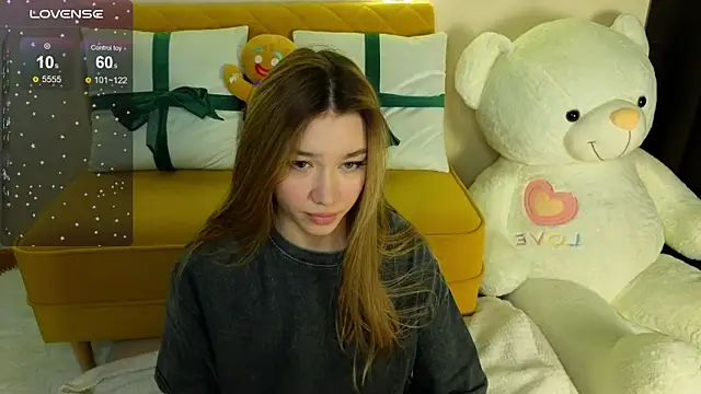 Snapshot of LuxuryGirl__ chatting on 01-16-25, 06:03 LuxuryGirl online show from 01-16-25, 06:03