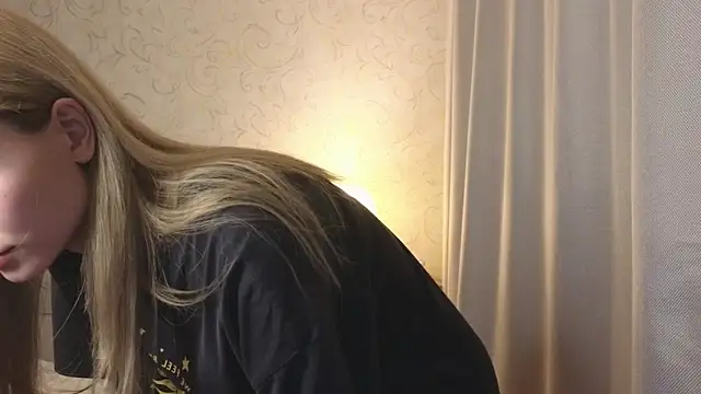 elsa limerence online show from 05-08-26, 06:13
