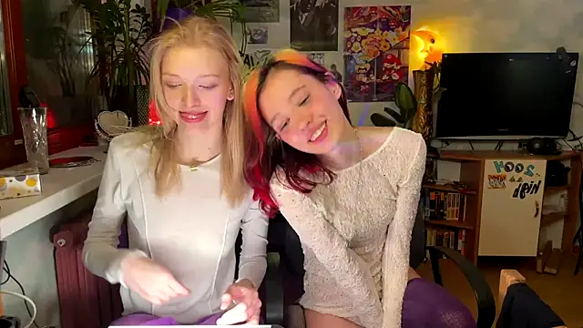 Evvie Summn1 online show from 02-11-25, 08:20