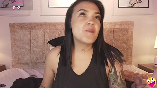 Snapshot of lyn_adamns chatting on 01-31-25, 10:52 lyn adamns online show from 01-31-25, 10:52