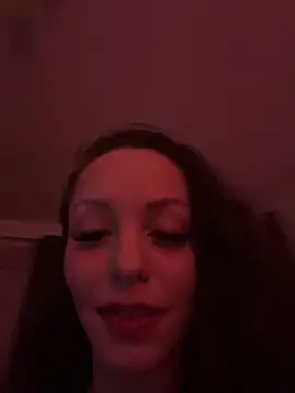 Chiara0102 online show from 04-27-26, 09:35