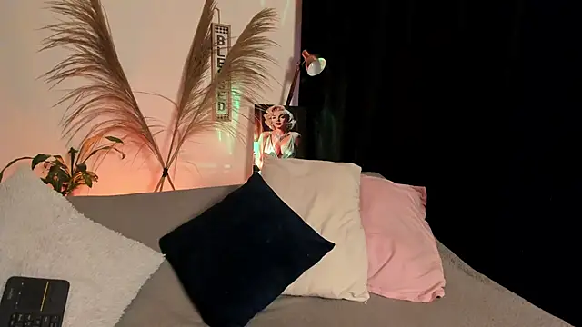 Serenity Day online show from 11-03-25, 10:42