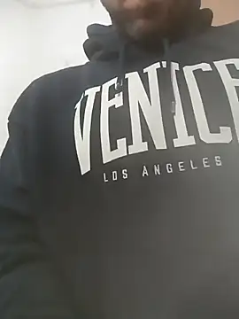 jonyfree1978 online show from 12-18-24, 08:03