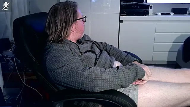 VSteph online show from 10-19-25, 07:47