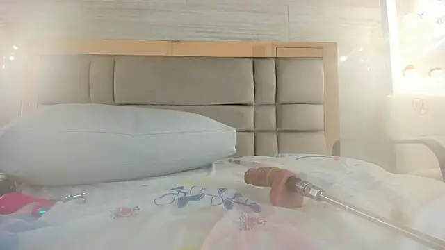 adara scot online show from 03-03-25, 03:20