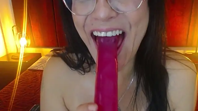 Zuzana21 online show from 01-28-25, 03:57