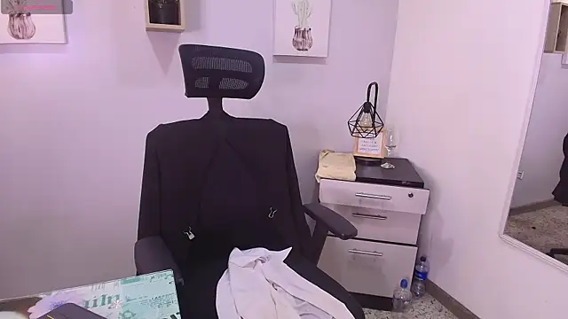 Zuzana21 online show from 04-21-26, 01:07