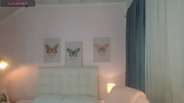 Snapshot of liss_black chatting on 02-11-25, 12:37 liss black online show from 02-11-25, 12:37