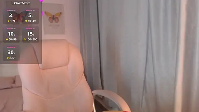 Snapshot of liss_black chatting on 03-22-25, 06:36 liss black online show from 03-22-25, 06:36