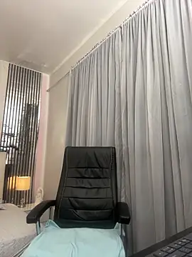 liss black online show from 01-17-26, 04:17