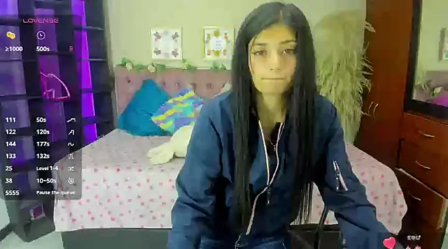 Lia Keen online show from 01-07-25, 07:49