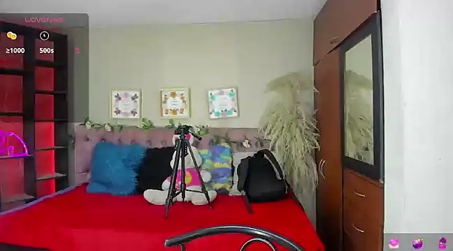 Lia Keen online show from 03-10-25, 08:12