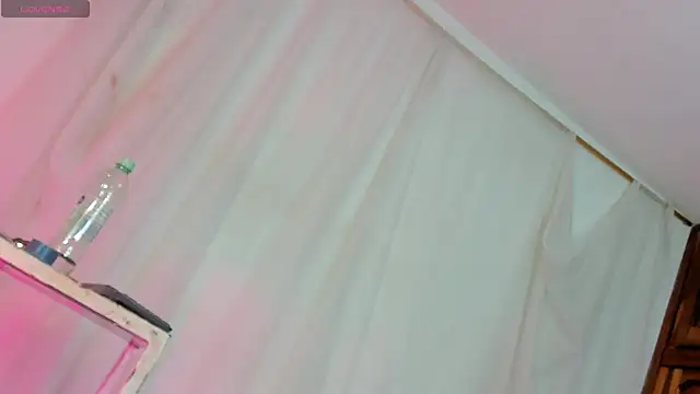 Itsme Daniela online show from 03-26-26, 04:45