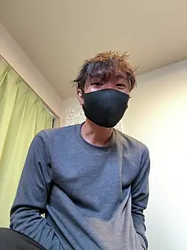 Snapshot of UKI06 chatting on 01-06-25, 04:36 UKI06 online show from 01-06-25, 04:36