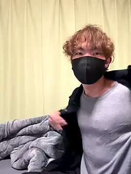 Snapshot of UKI06 chatting on 12-02-25, 01:50 UKI06 online show from 12-02-25, 01:50