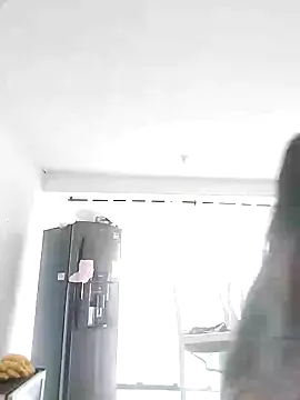 Snapshot of Anal_Luucia chatting on 01-22-25, 06:20 Anal Luucia online show from 01-22-25, 06:20