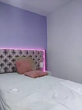 Snapshot of Anal_Luucia chatting on 02-19-25, 03:38 Anal Luucia online show from 02-19-25, 03:38