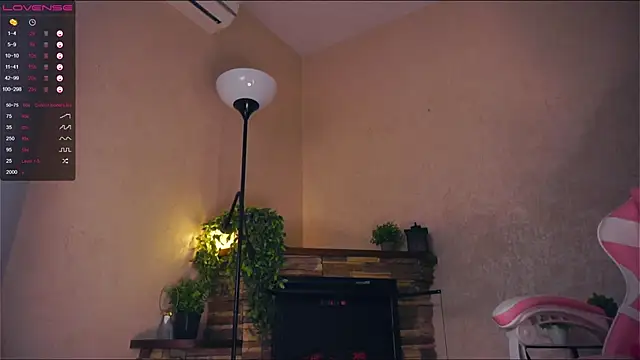 LynetBurby online show from 03-19-25, 10:11