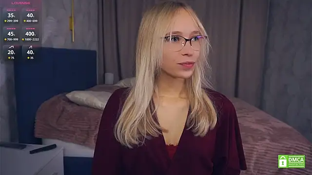 LynetBurby online show from 10-05-25, 04:38