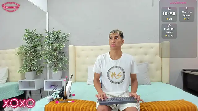 kieran derek online show from 03-21-25, 03:12